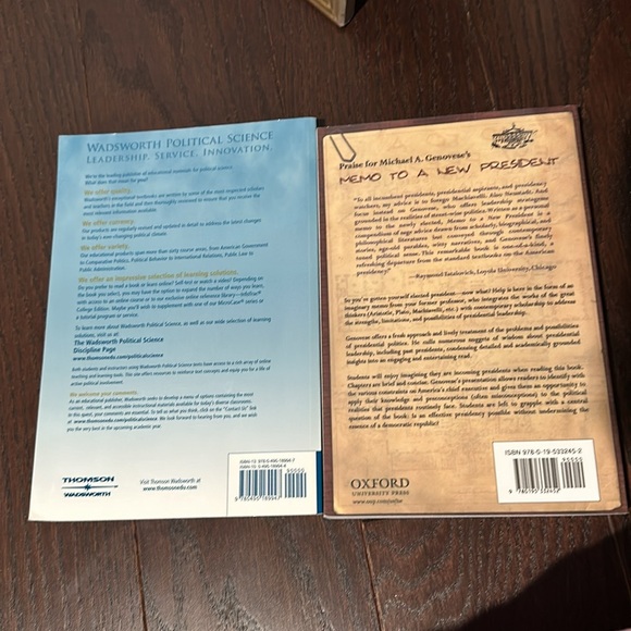 Two political science books on presidency - Picture 2 of 2